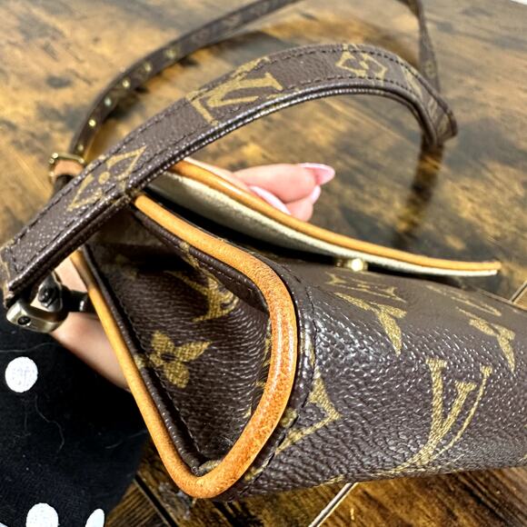 Louis Vuitton Vintage Monogram Florentine Pouch with Crossbody Strap Authentic - Picture 9 of 16